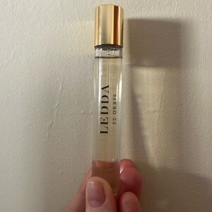 LEDDA 22 ORRIS travel size